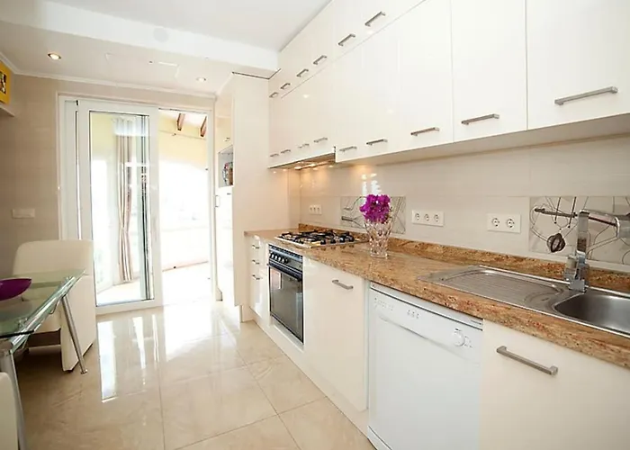 Вилла Belucra,10p,seaview,jacuzzi,pool *