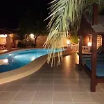 Belucra,10p,seaview,jacuzzi,pool קלפה