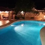 Belucra,10p,seaview,jacuzzi,pool Villa