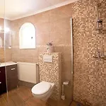 וילה Belucra,10p,seaview,jacuzzi,pool