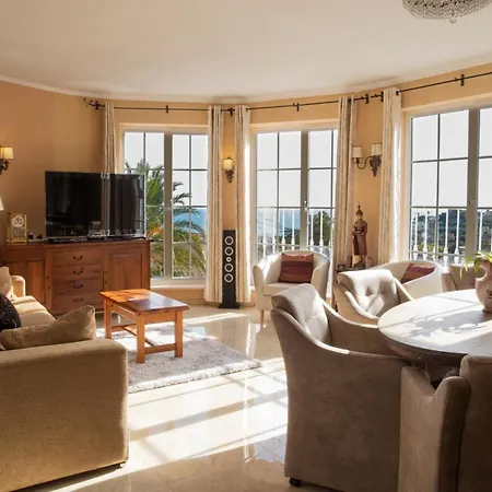 Вилла Belucra,10p,seaview,jacuzzi,pool
