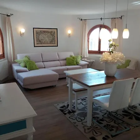 Вилла Belucra,10p,seaview,jacuzzi,pool