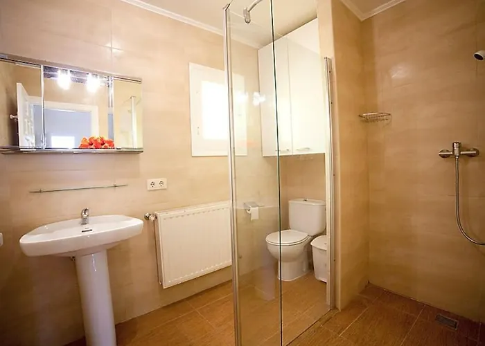 Villa Belucra,10p,seaview,jacuzzi,pool *